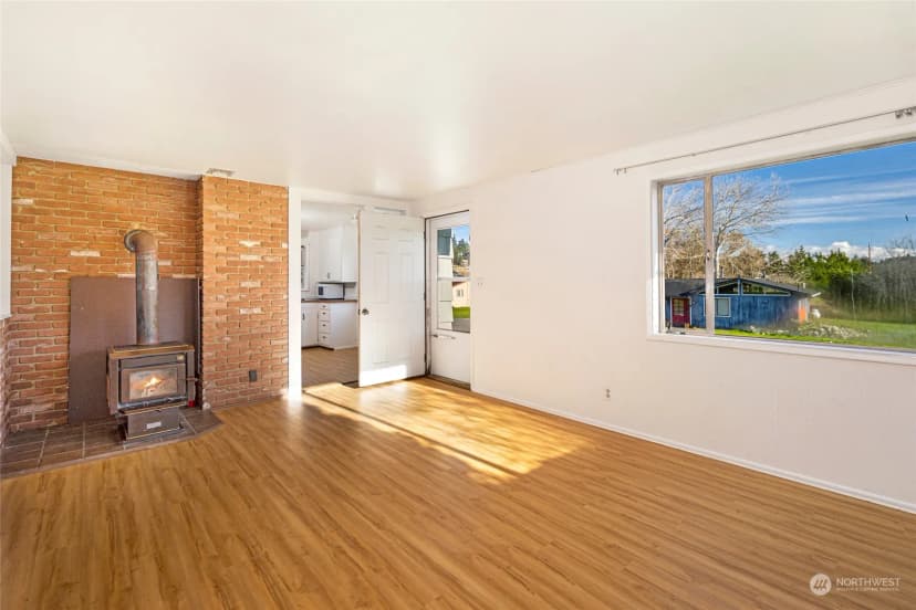 Property photo for 735 Harbor Street, Friday Harbor photo 8