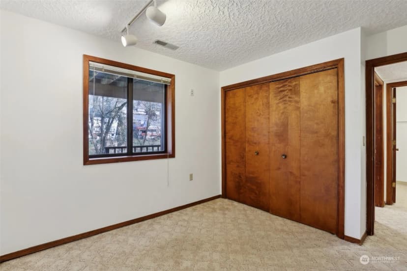 Property photo for 1025 K Street, Washougal photo 13