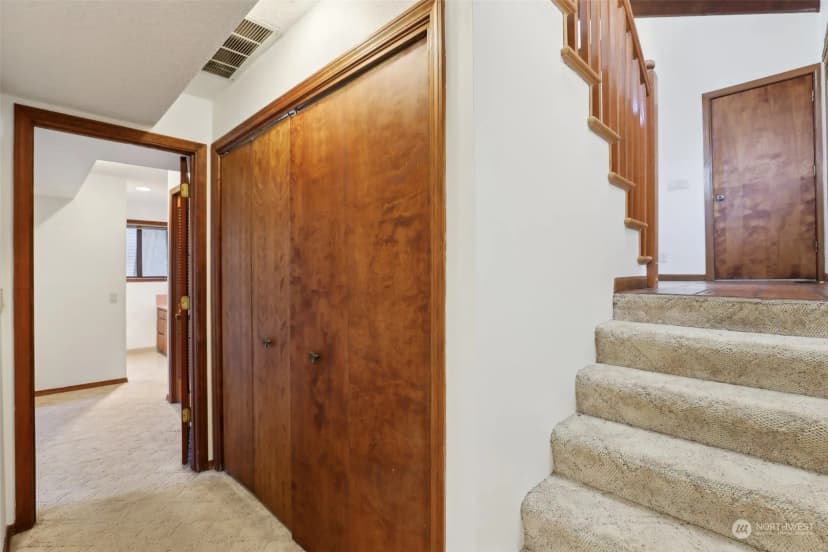 Property photo for 1025 K Street, Washougal photo 16
