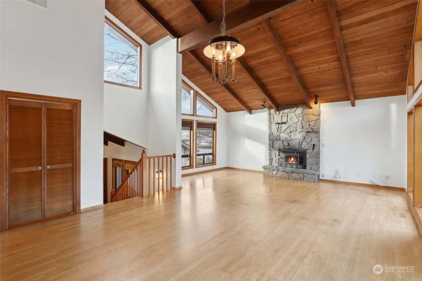 Property photo for 1025 K Street, Washougal photo 4