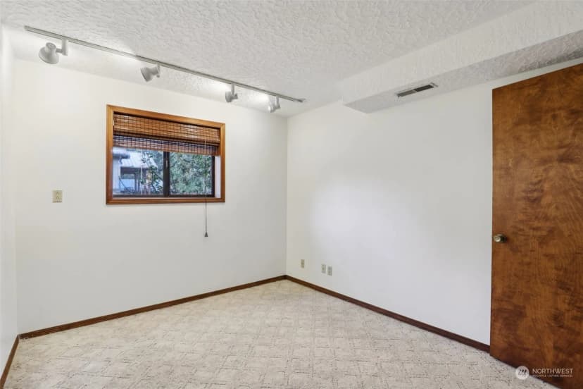 Property photo for 1025 K Street, Washougal photo 15