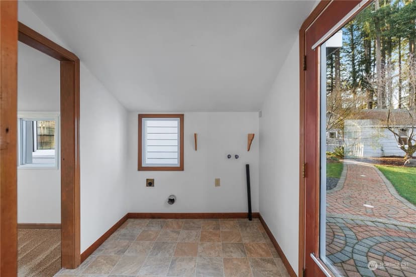 Property photo for 6623 Glenwood Drive Sw, Tumwater photo 20