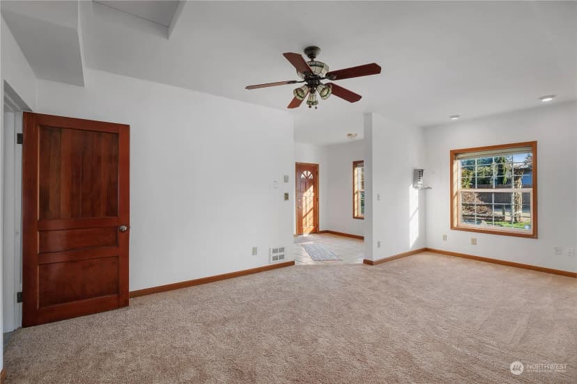 Property photo for 6623 Glenwood Drive Sw, Tumwater photo 18