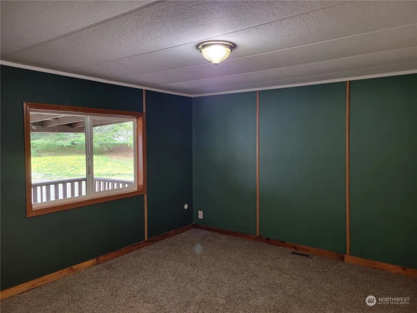 Property photo for 16133 Dogwood Lane, Arlington photo 8