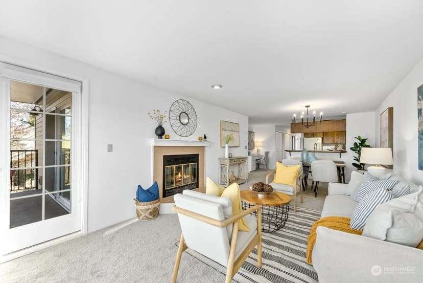 Property photo for 6910 California Avenue Sw #33, Seattle photo 6