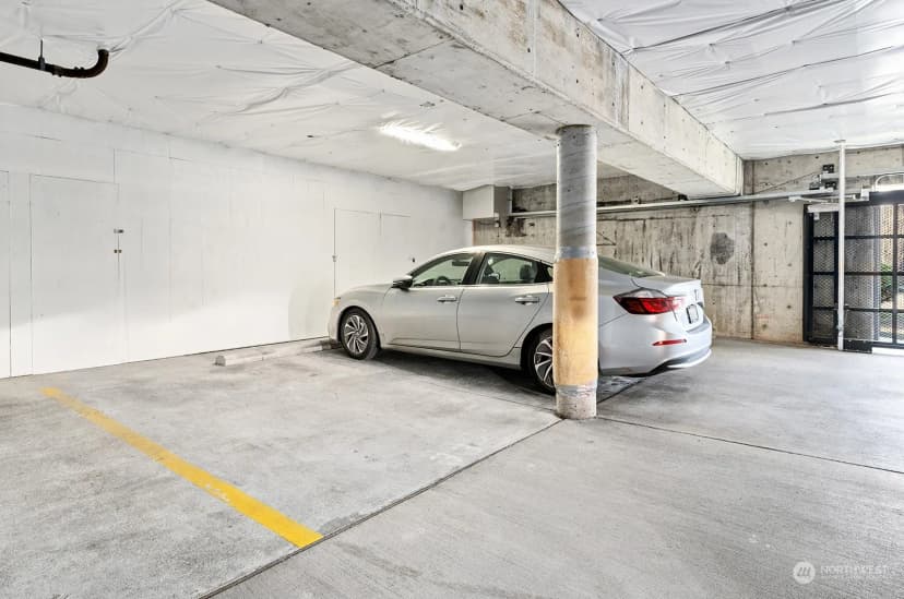 Property photo for 6910 California Avenue Sw #33, Seattle photo 27
