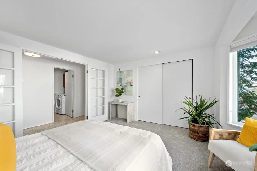 Property photo for 6910 California Avenue Sw #33, Seattle photo 17