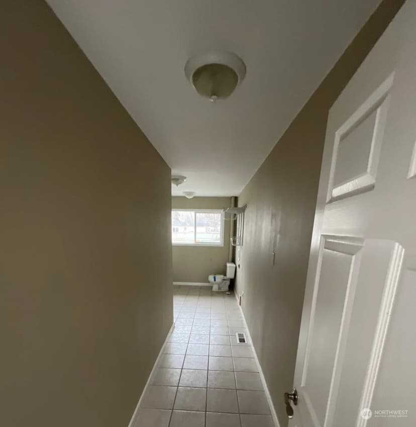 Property photo for 105 Abby Avenue #b, Benton City photo 8