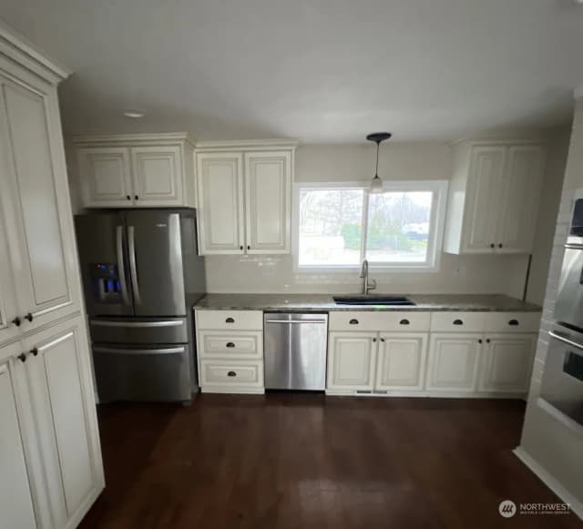 Property photo for 105 Abby Avenue #b, Benton City photo 5