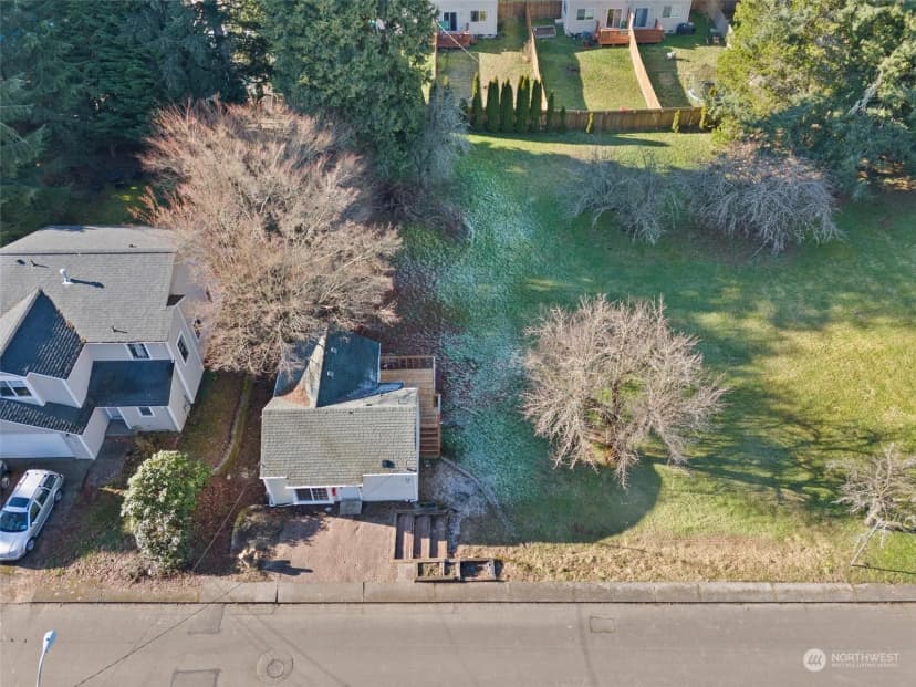 Property photo for 509 N 3rd Avenue, Tumwater photo 4