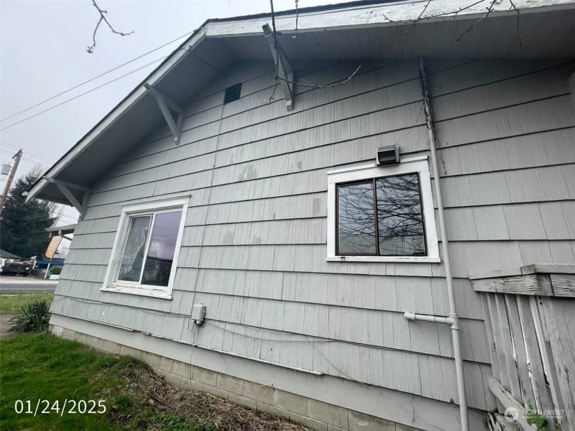 Property photo for 804 S Gold, Centralia photo 4