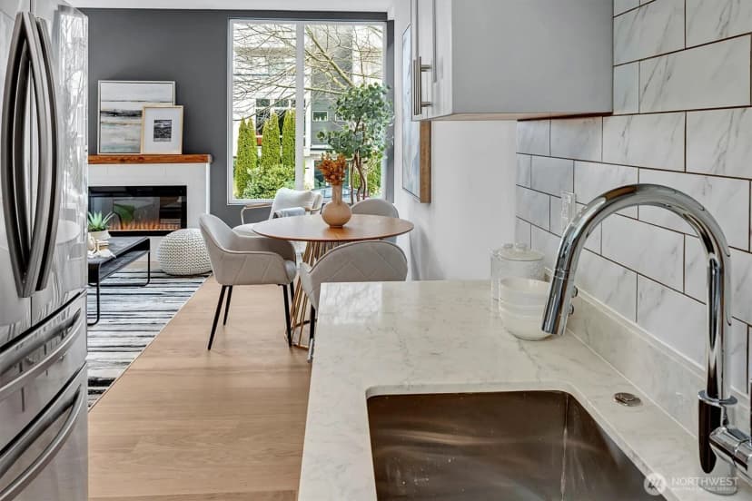Property photo for 2713 E Yesler Way #b, Seattle photo 16