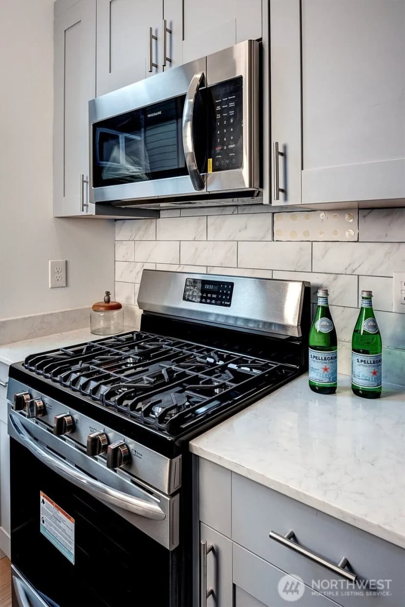 Property photo for 2713 E Yesler Way #b, Seattle photo 15