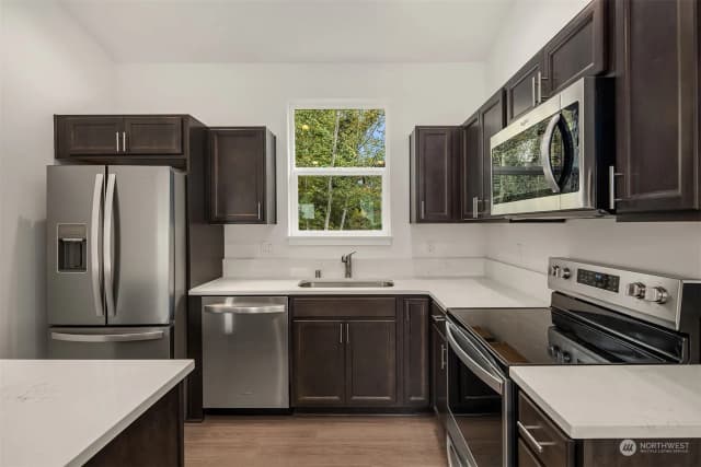 Property photo for 1240 Sw 124th Street #6c, Burien photo 5