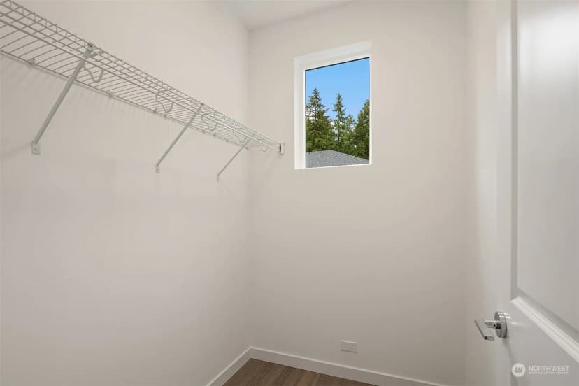 Property photo for 1240 Sw 124th Street #6c, Burien photo 14