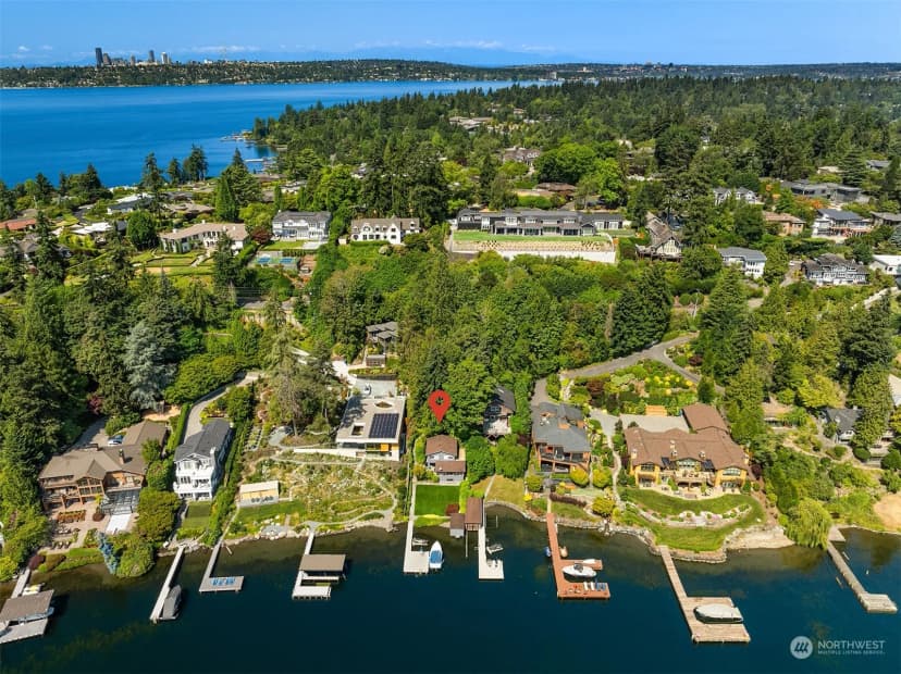 Property photo for 450 Overlake Drive E, Medina photo 6