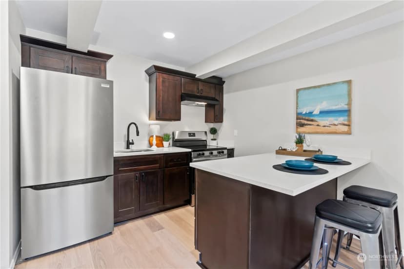 Property photo for 6968 24th Avenue Sw, Seattle photo 34