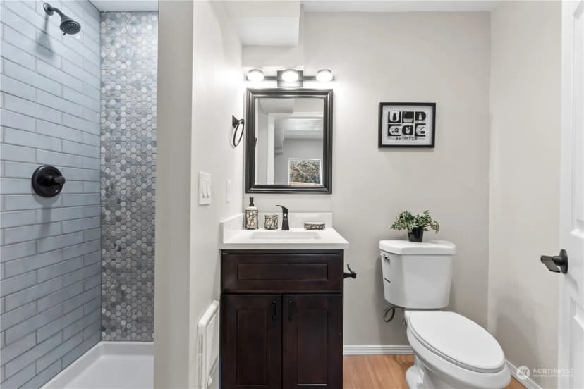 Property photo for 6968 24th Avenue Sw, Seattle photo 36