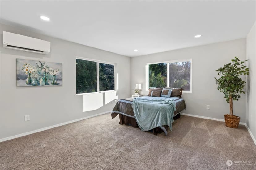 Property photo for 6968 24th Avenue Sw, Seattle photo 11