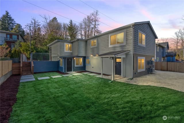 Property photo for 6968 24th Avenue Sw, Seattle