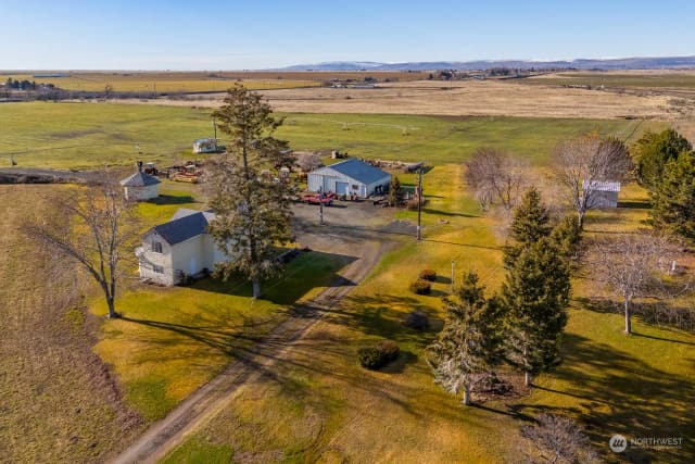 Property photo for 20226 Ne Adrian Road, Soap Lake photo 4