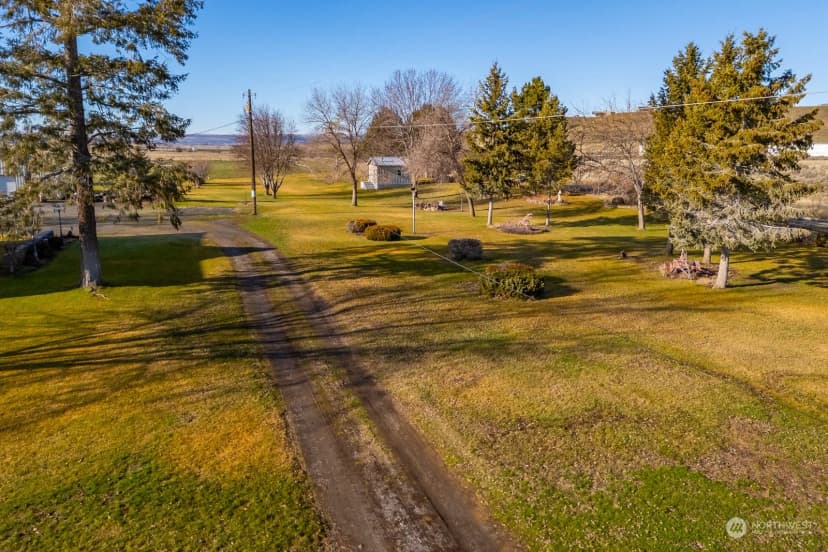 Property photo for 20226 Ne Adrian Road, Soap Lake photo 11