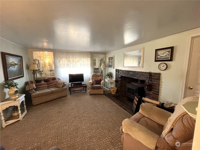 Property photo for 20226 Ne Adrian Road, Soap Lake photo 15