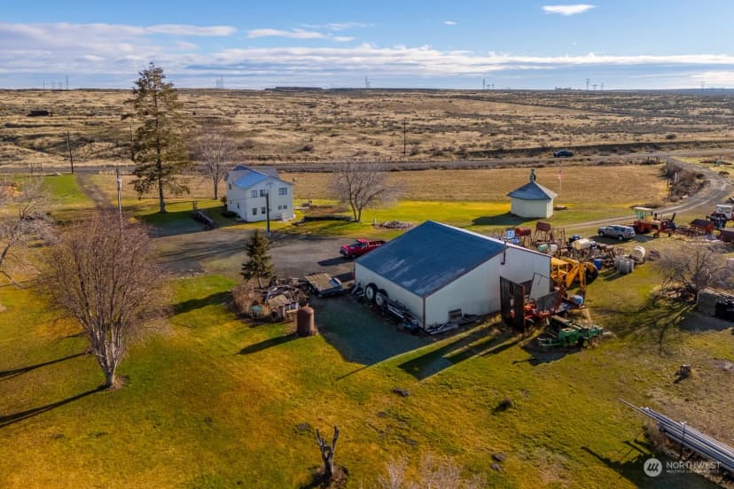 Property photo for 20226 Ne Adrian Road, Soap Lake photo 6