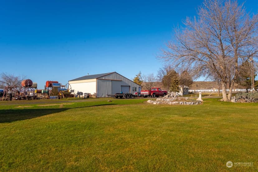 Property photo for 20226 Ne Adrian Road, Soap Lake photo 31