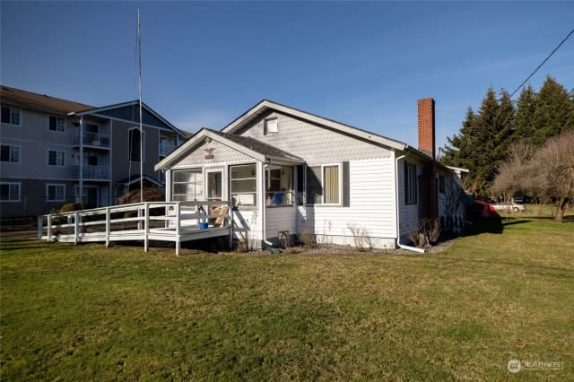 Property photo for 3003 Mt Vista Road, Centralia photo 2
