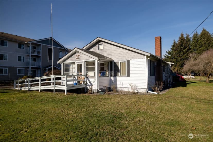 Property photo for 3003 Mt Vista Road, Centralia photo 2