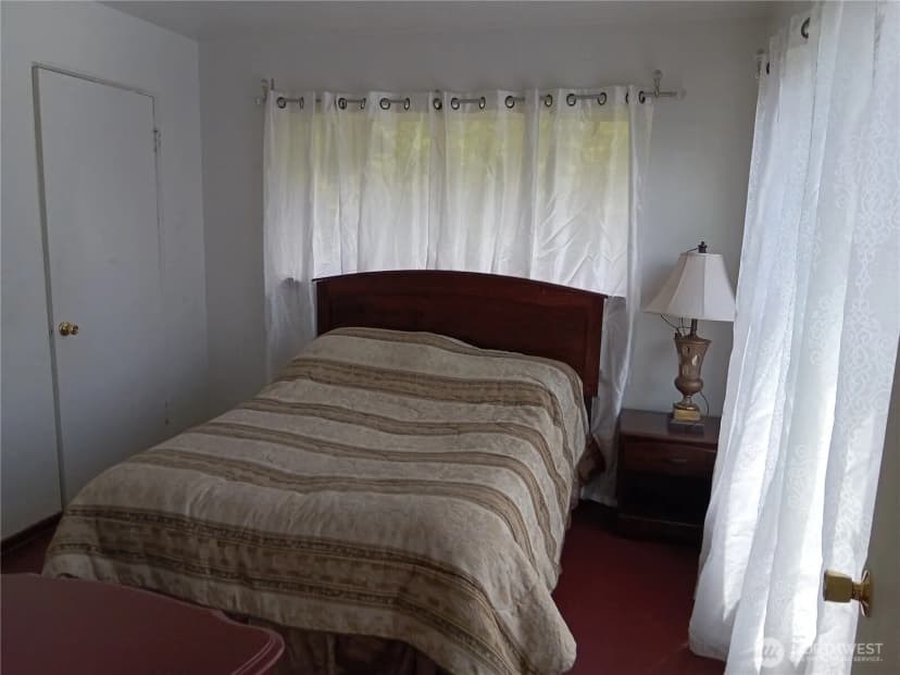 Property photo for 522 Ne 127th Street, Seattle photo 29
