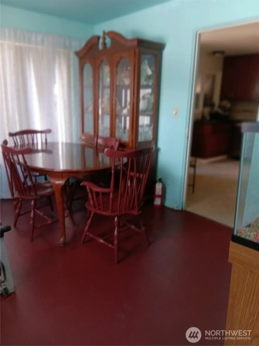 Property photo for 522 Ne 127th Street, Seattle photo 17