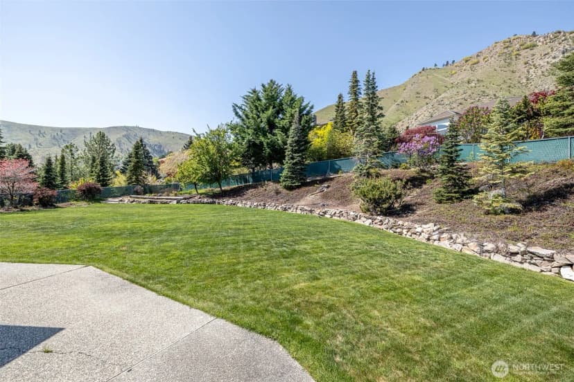 Property photo for 740 Castle Heights Drive, Wenatchee photo 36