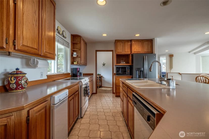 Property photo for 740 Castle Heights Drive, Wenatchee photo 16