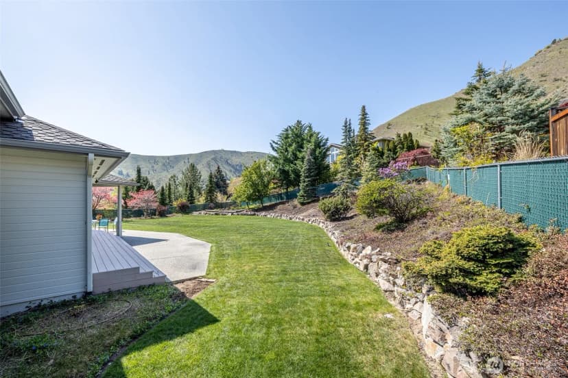 Property photo for 740 Castle Heights Drive, Wenatchee photo 38