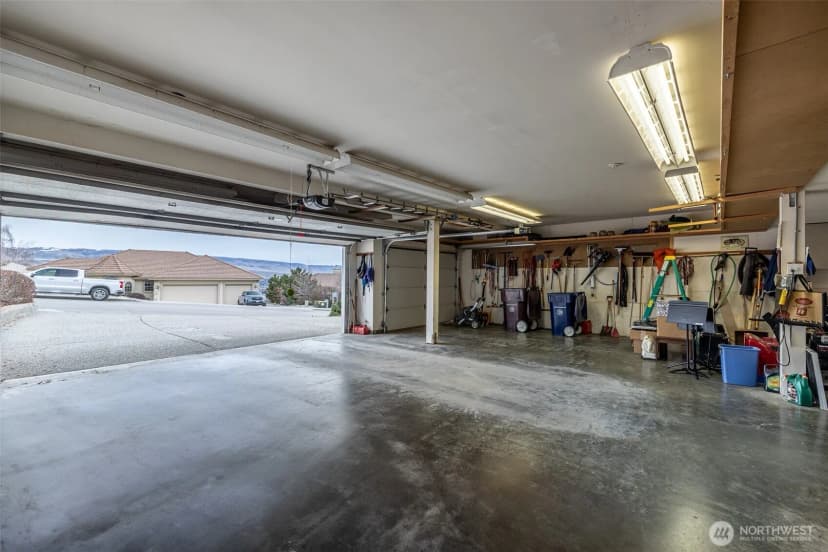Property photo for 740 Castle Heights Drive, Wenatchee photo 33