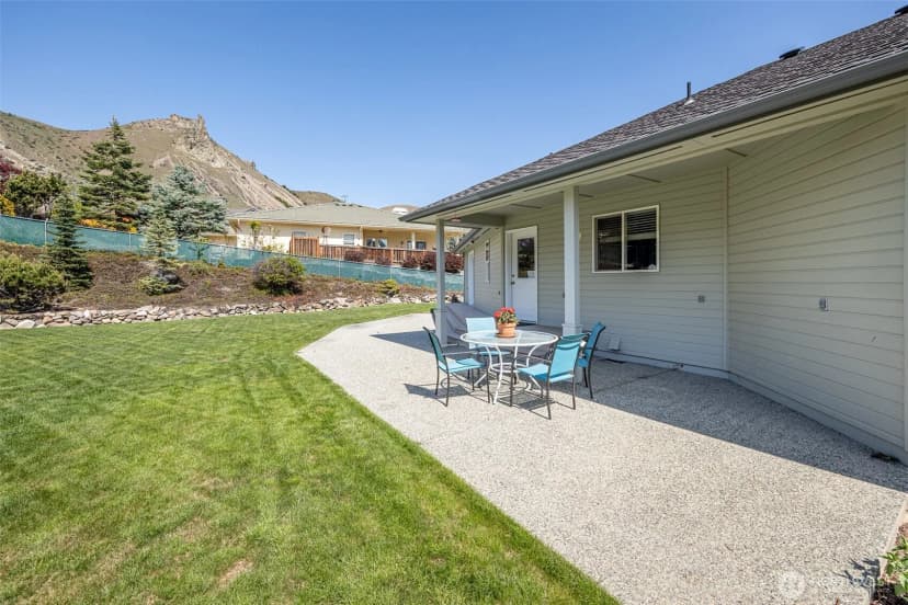 Property photo for 740 Castle Heights Drive, Wenatchee photo 39