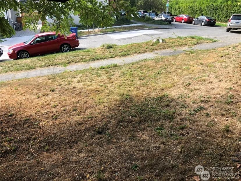 Property photo for 2602 E Thomas Street, Seattle