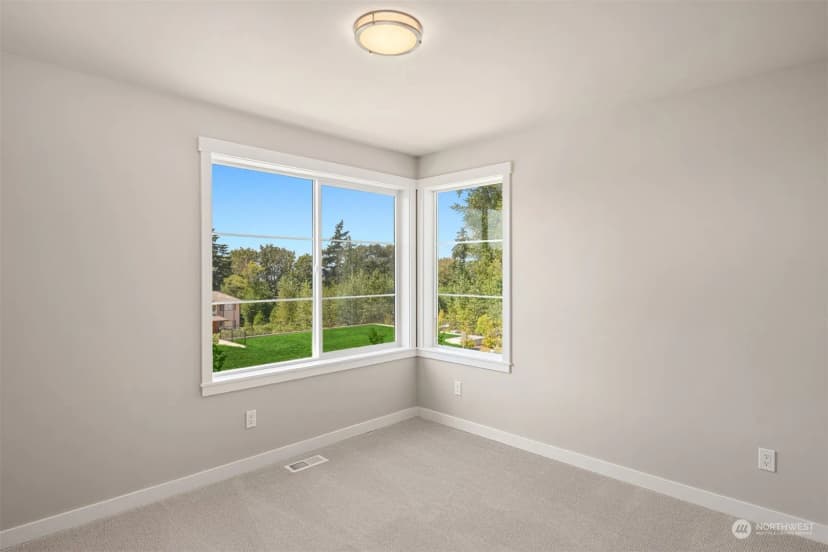 Property photo for 803 76th Drive Se, Lake Stevens photo 12