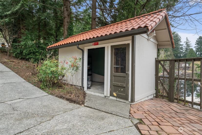 Property photo for 10245 Se 46th Avenue, Olympia photo 30