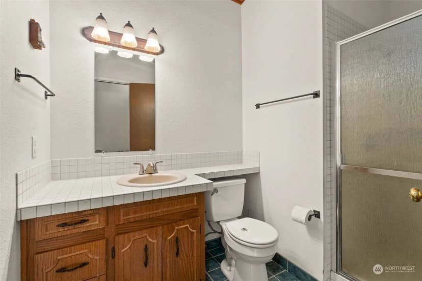 Property photo for 10245 Se 46th Avenue, Olympia photo 15