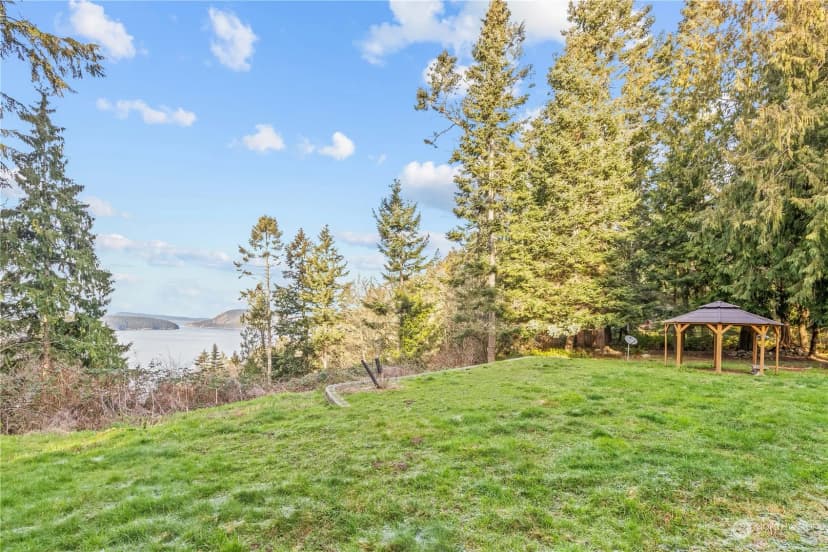 Property photo for 4140 Edith Point Road, Anacortes photo 32