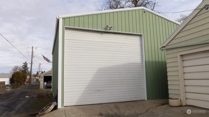 Property photo for 305 E 3rd Avenue, Ritzville photo 21