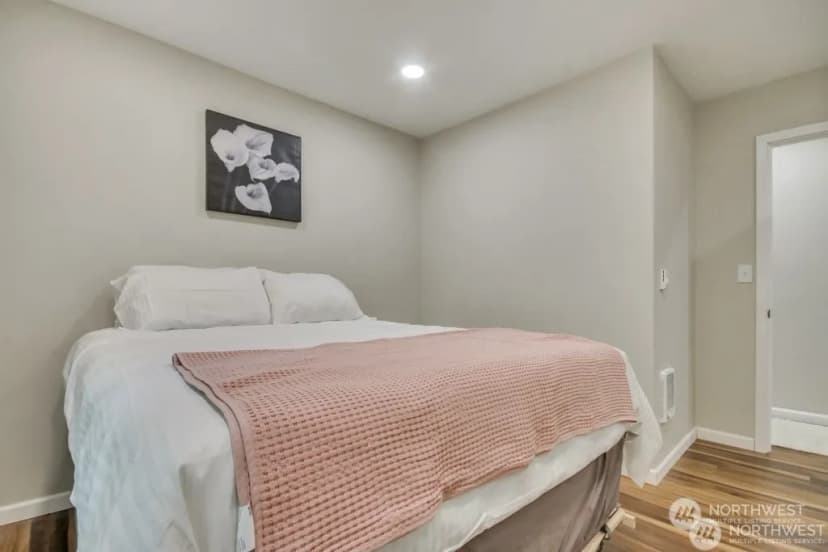 Property photo for 4636 S Othello, Seattle photo 15