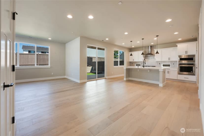 Property photo for 20230 125th Avenue Ne #sm2-03, Bothell photo 7