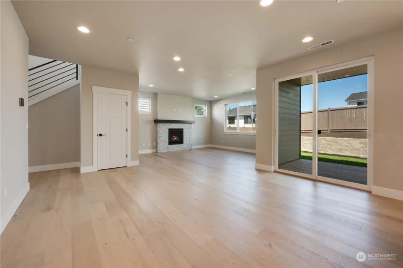 Property photo for 20230 125th Avenue Ne #sm2-03, Bothell photo 8