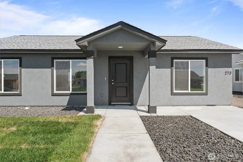 Property photo for 204 Cherry Street, Mattawa photo 20