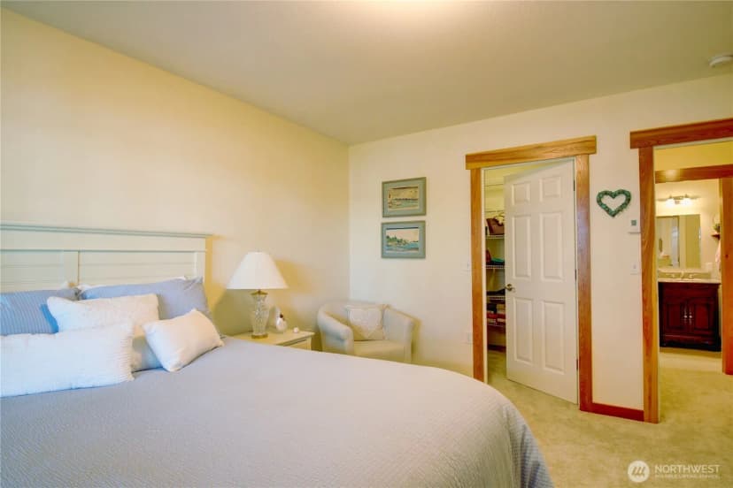 Property photo for 17934 Cobahud Road, La Conner photo 23