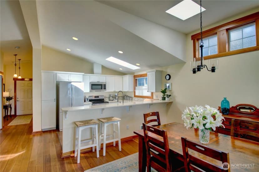 Property photo for 17934 Cobahud Road, La Conner photo 13